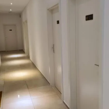 Διαμέρισμα Anguo In *